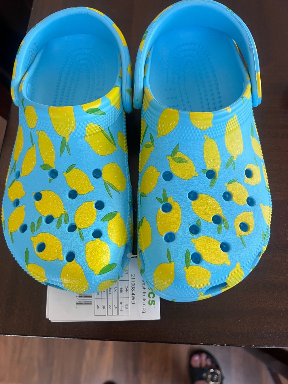 Women’s Lemon Crocs Size 6